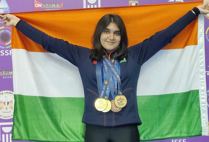 Record-Breaking Silver: Esha Singh at Asian Games 2022.